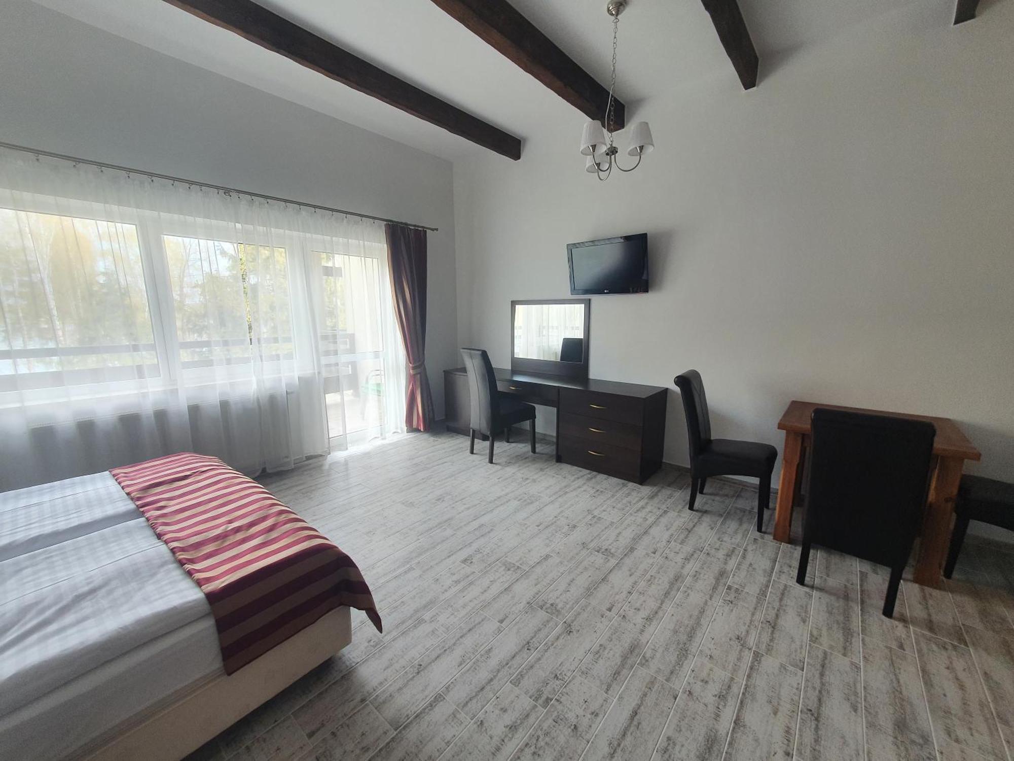 Cztery Wiatry Aparthotel Korytnica  Exteriör bild